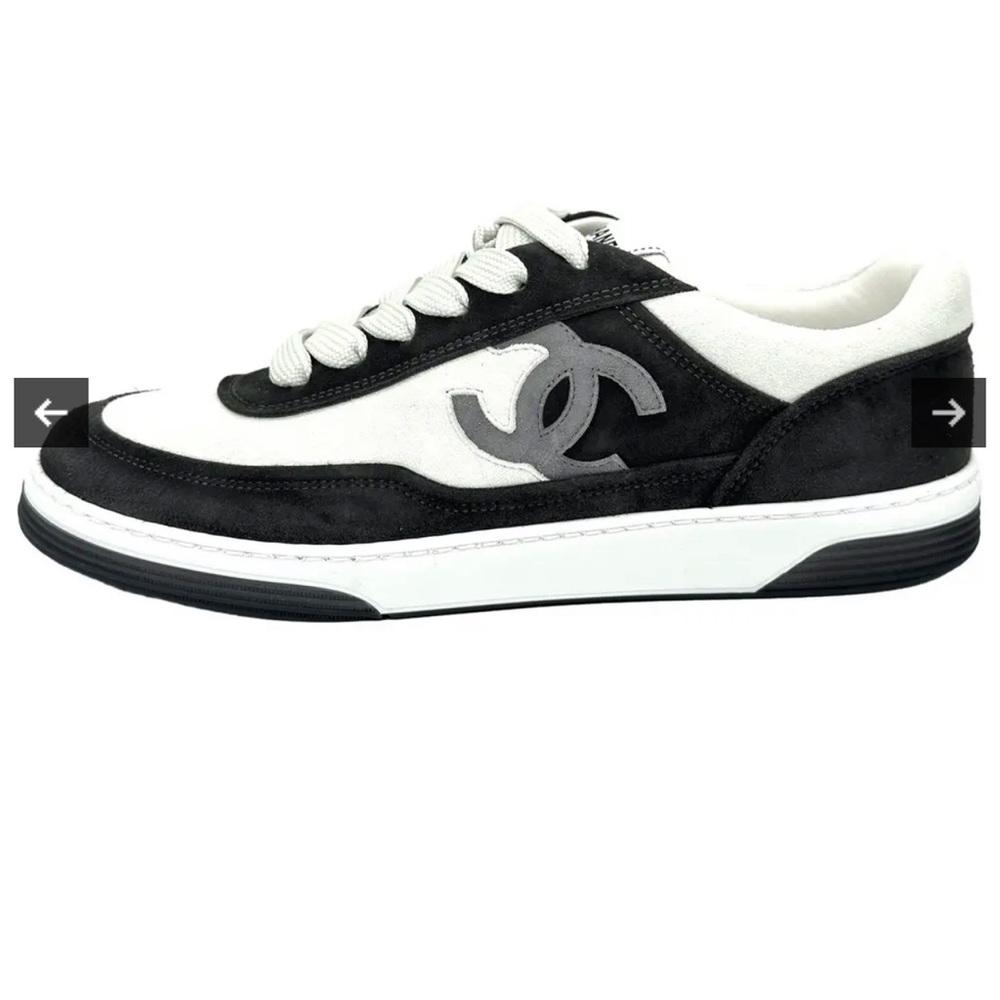 CHANEL Men's Black and Cream Sneakers - Picture 3 of 6